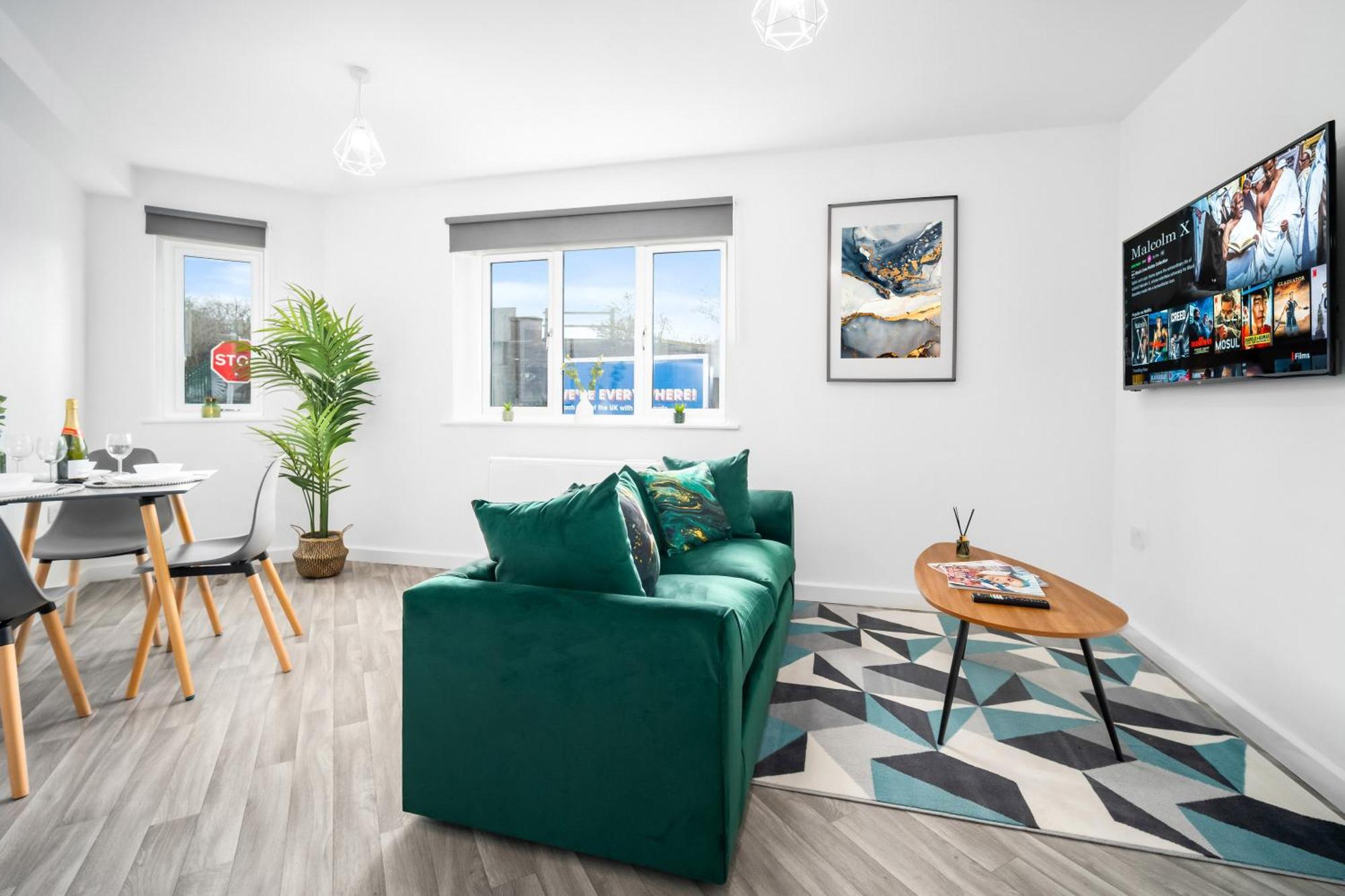 Apartamento Modern 2 Bedroom - Wifi & Netflix - Secure Parking - Rated - 27ac Cradley Heath