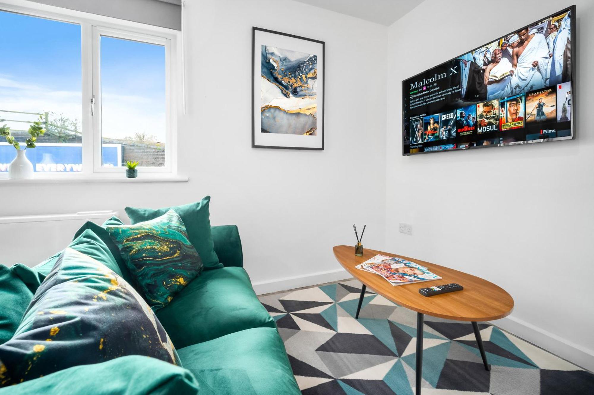 Apartamento Modern 2 Bedroom - Wifi & Netflix - Secure Parking - Rated - 27ac Cradley Heath